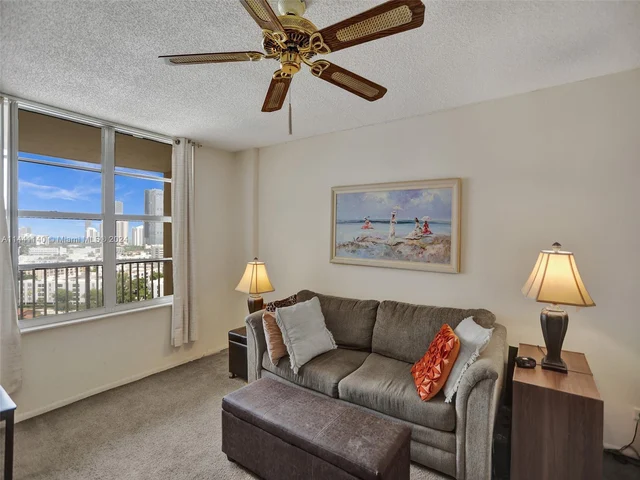 231 174th St # 1816, Sunny Isles Beach FL 33160