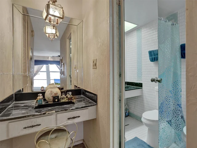 231 174th St # 1816, Sunny Isles Beach FL 33160