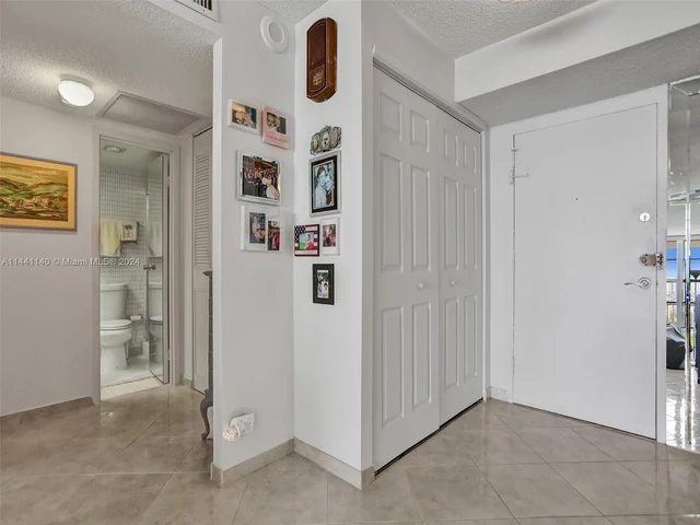 231 174th St # 1816, Sunny Isles Beach FL 33160