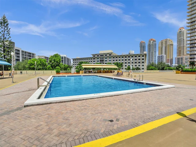 231 174th St # 1816, Sunny Isles Beach FL 33160