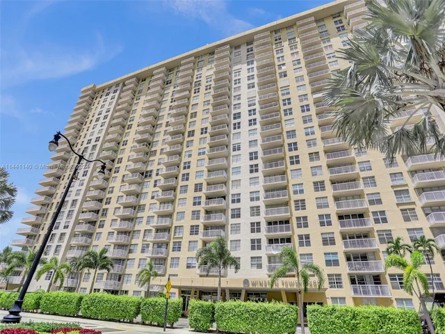 231 174th St # 1816, Sunny Isles Beach FL 33160