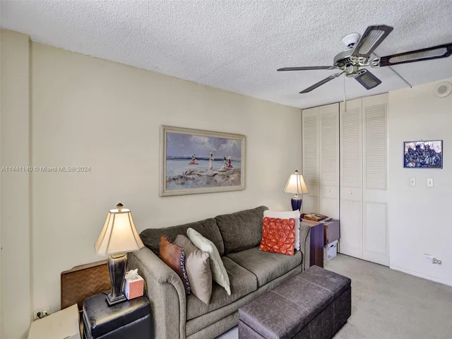 231 174th St # 1816, Sunny Isles Beach FL 33160