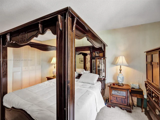 231 174th St # 1816, Sunny Isles Beach FL 33160