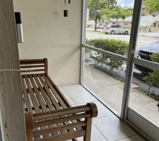 5387 SW 40th Ave # 103, Dania Beach FL 33314