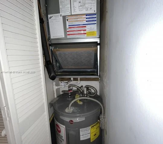 5387 SW 40th Ave # 103, Dania Beach FL 33314