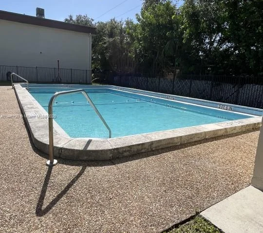 5387 SW 40th Ave # 103, Dania Beach FL 33314