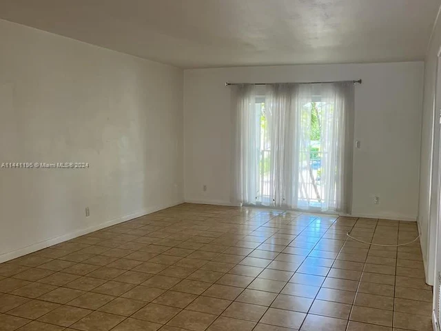 240 Galen Dr # 205, Key Biscayne FL 33149