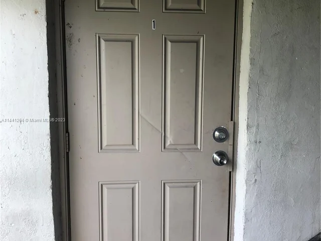 1800 NW 55th Ave # 1U, Lauderhill FL 33313