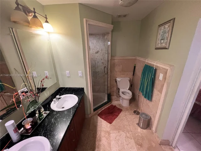 1720 SW 92nd Ct, Miami FL 33165