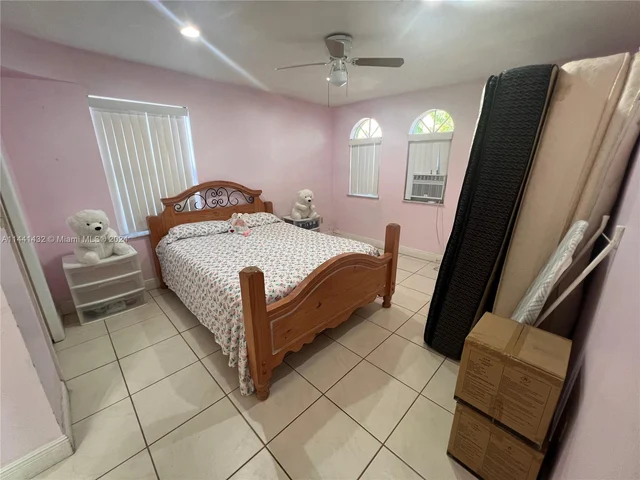 1720 SW 92nd Ct, Miami FL 33165