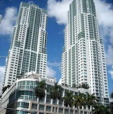 253 NE 2nd St # 910, Miami FL 33132