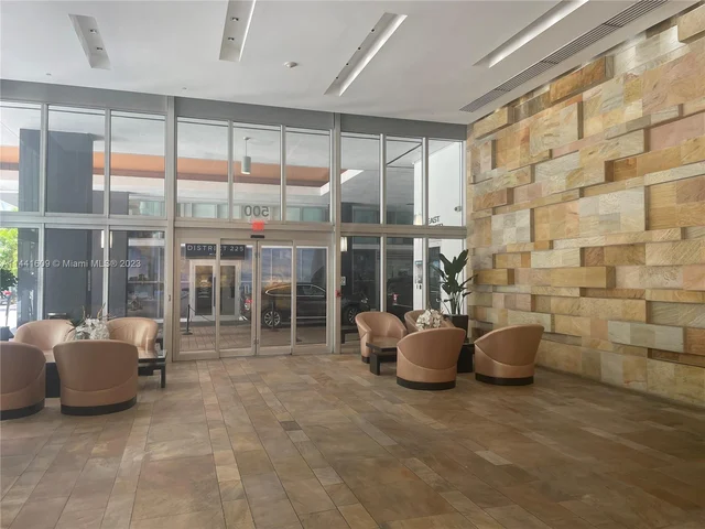 500 BRICKELL AV # 2910, Miami FL 33131