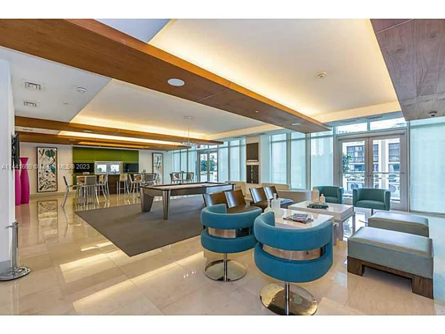 500 BRICKELL AV # 2910, Miami FL 33131