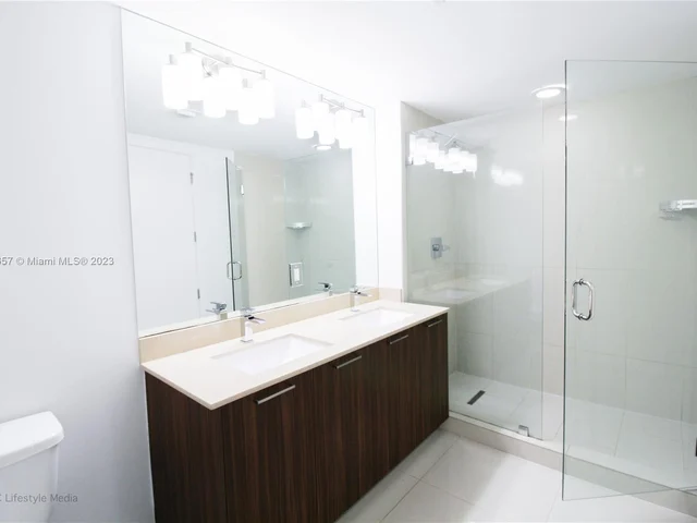 5252 NW 85th Ave # 1703, Doral FL 33166