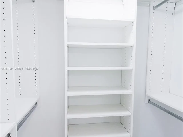 5252 NW 85th Ave # 1703, Doral FL 33166