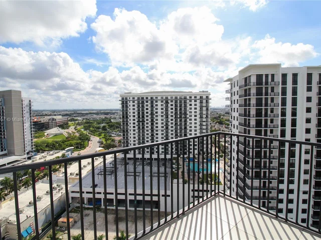 5252 NW 85th Ave # 1703, Doral FL 33166