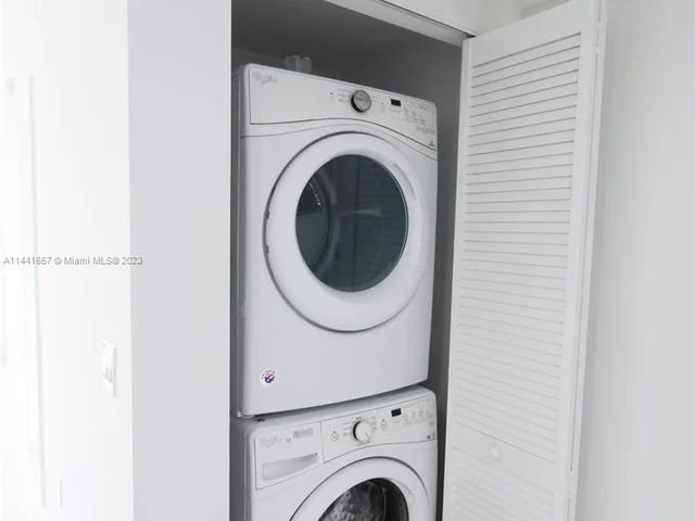 5252 NW 85th Ave # 1703, Doral FL 33166