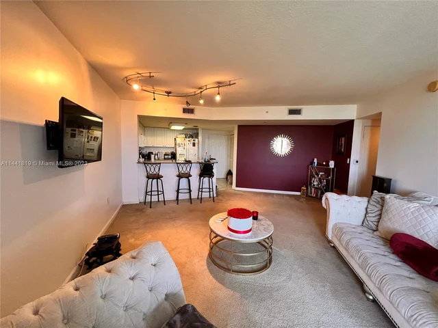 19501 W Country Club Dr # 1101, Aventura FL 33180