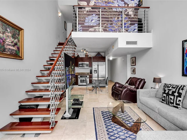 41 SE 5th St # 1214, Miami FL 33131