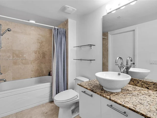 41 SE 5th St # 1214, Miami FL 33131