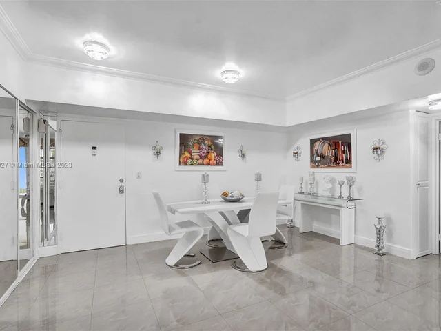 231 174th St # 16, Sunny Isles Beach FL 33160