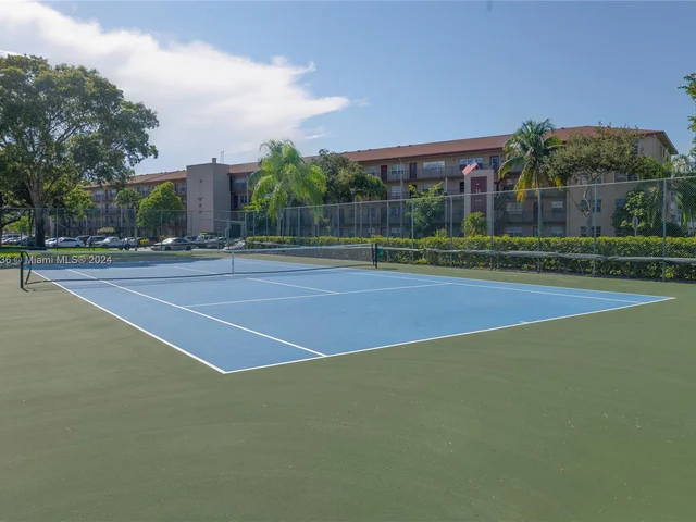 13455 SW 9th Ct # 301J, Pembroke Pines FL 33027