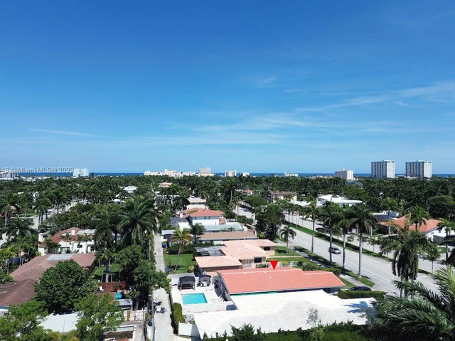 1045 Hollywood Blvd, Hollywood FL 33019