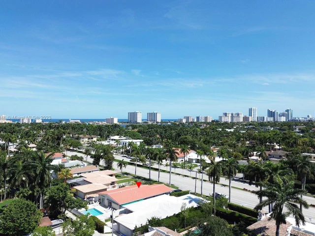 1045 Hollywood Blvd, Hollywood FL 33019