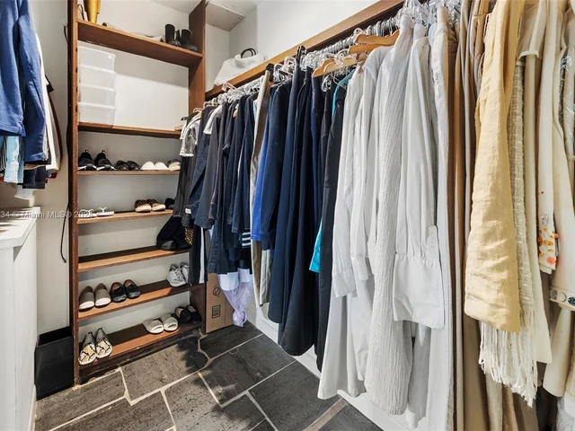 3821 Carole Ct, Miami FL 33133