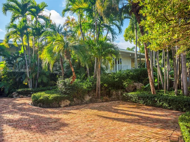 3821 Carole Ct, Miami FL 33133