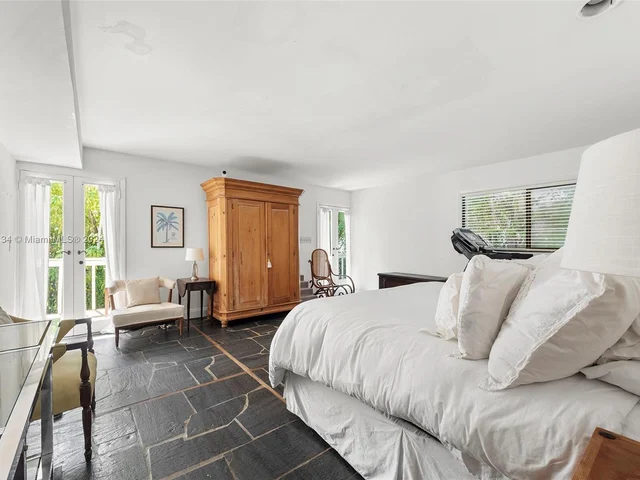 3821 Carole Ct, Miami FL 33133