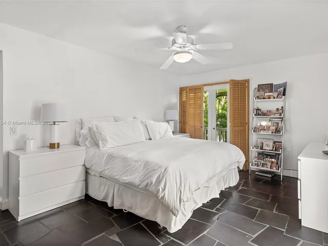 3821 Carole Ct, Miami FL 33133