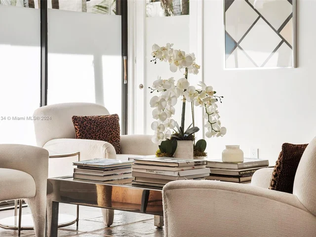 3821 Carole Ct, Miami FL 33133