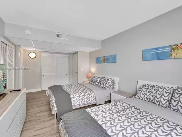 3801 S Ocean Dr # 9W, Hollywood FL 33019