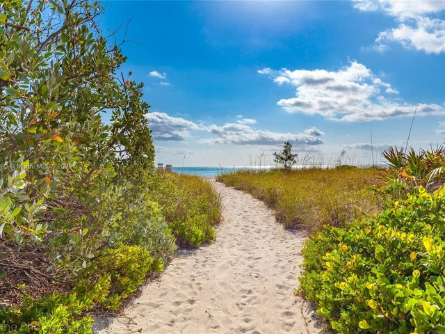 5005 Collins Ave # 808, Miami Beach FL 33140