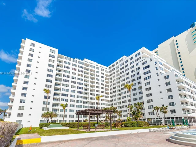 5005 Collins Ave # 808, Miami Beach FL 33140