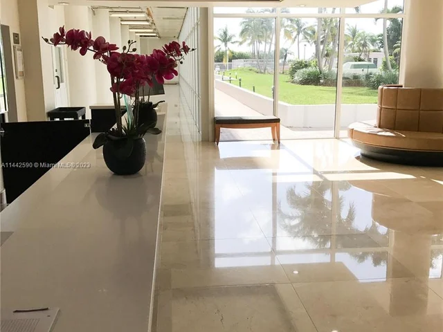 5005 Collins Ave # 808, Miami Beach FL 33140