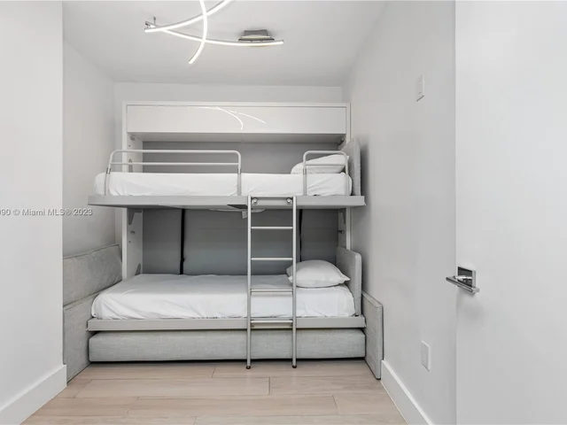 2301 Collins Ave # 318, Miami Beach FL 33139