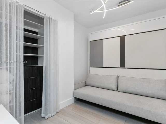 2301 Collins Ave # 318, Miami Beach FL 33139