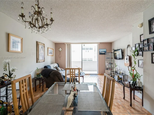 3161 S Ocean Dr # 203, Hallandale Beach FL 33009