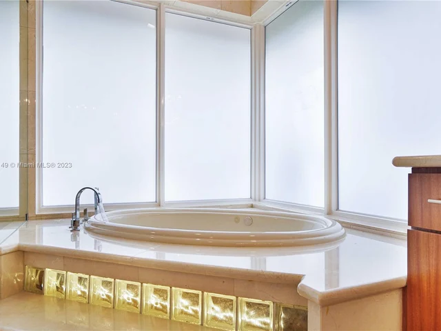 3164 Inverness, Weston FL 33332