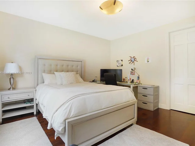 3164 Inverness, Weston FL 33332