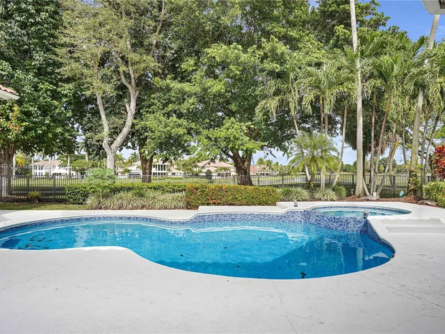 3164 Inverness, Weston FL 33332