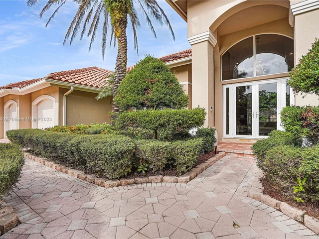 3164 Inverness, Weston FL 33332