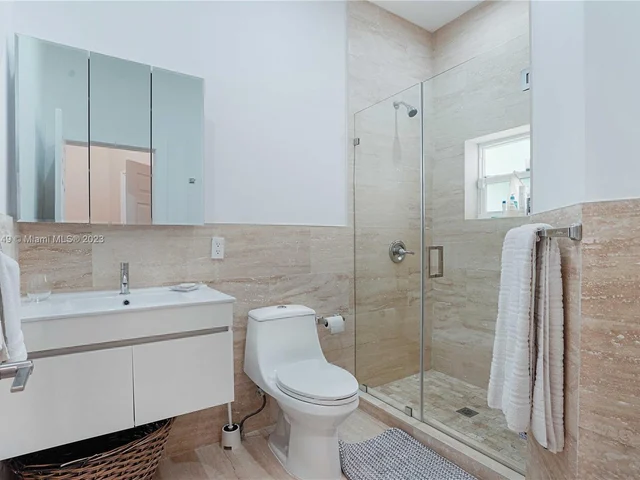 3164 Inverness, Weston FL 33332