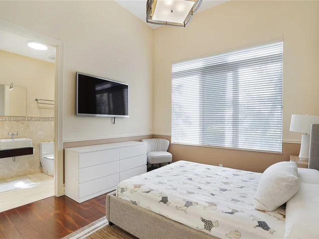 3164 Inverness, Weston FL 33332