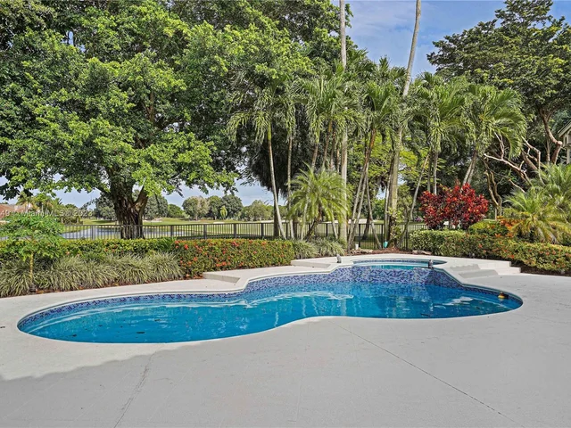 3164 Inverness, Weston FL 33332