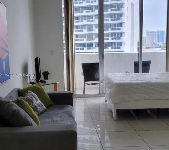 1750 N Bayshore Dr # 1106, Miami FL 33132