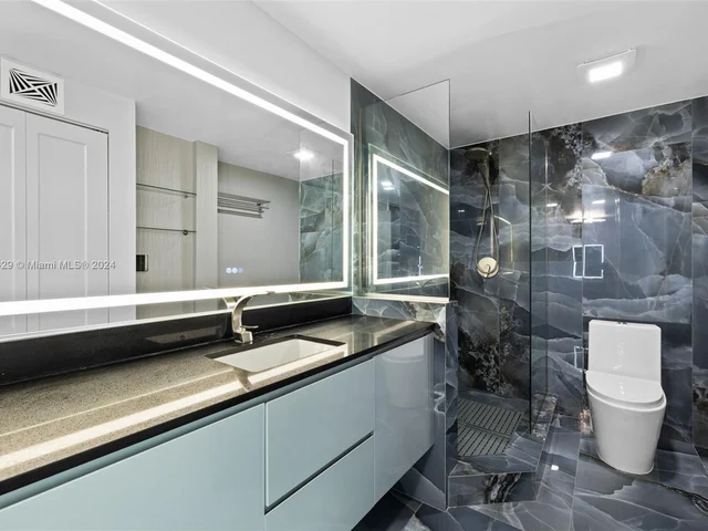 7545 E Treasure Dr # 10H, North Bay Village FL 33141