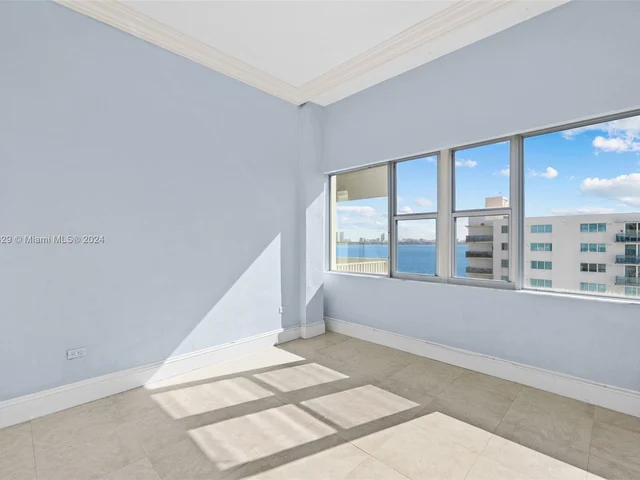 7545 E Treasure Dr # 10H, North Bay Village FL 33141